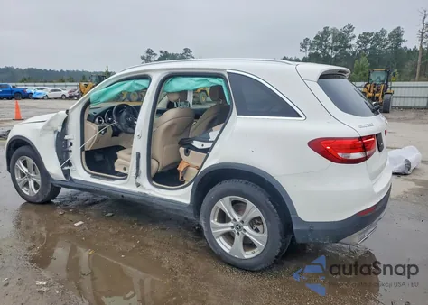 2018 Mercedes-Benz Glc 300 4Matic z USA, uszkodzony, nr VIN WDC0G4KB8JV015104